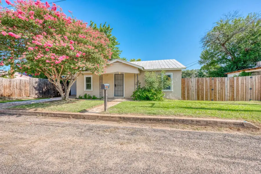 103 E Lampasas Street, Llano, TX 78643 - #3
