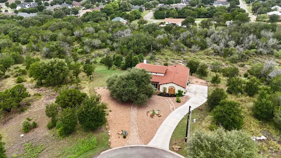 124 Trophy Oak Trl Trail, Marble Falls, TX 78654 - #3