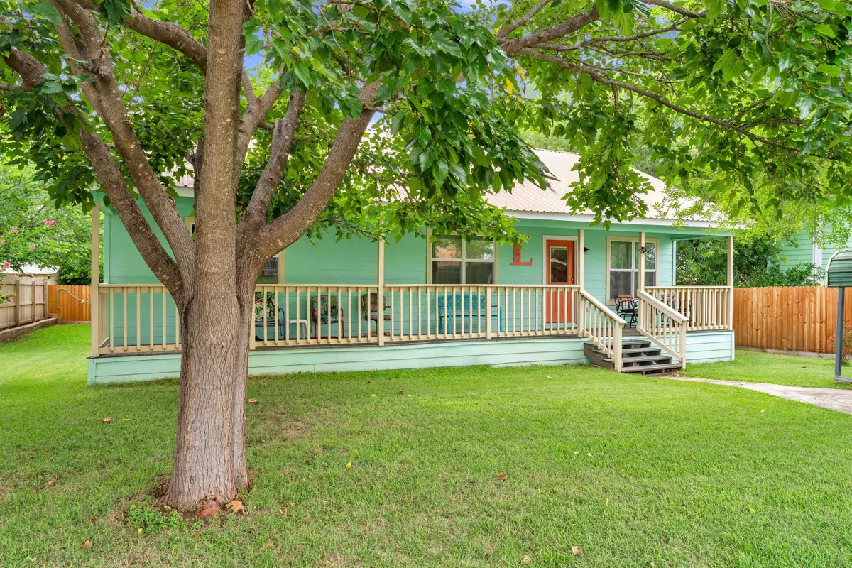 1607 Oatman, Llano, TX 78643 - #1
