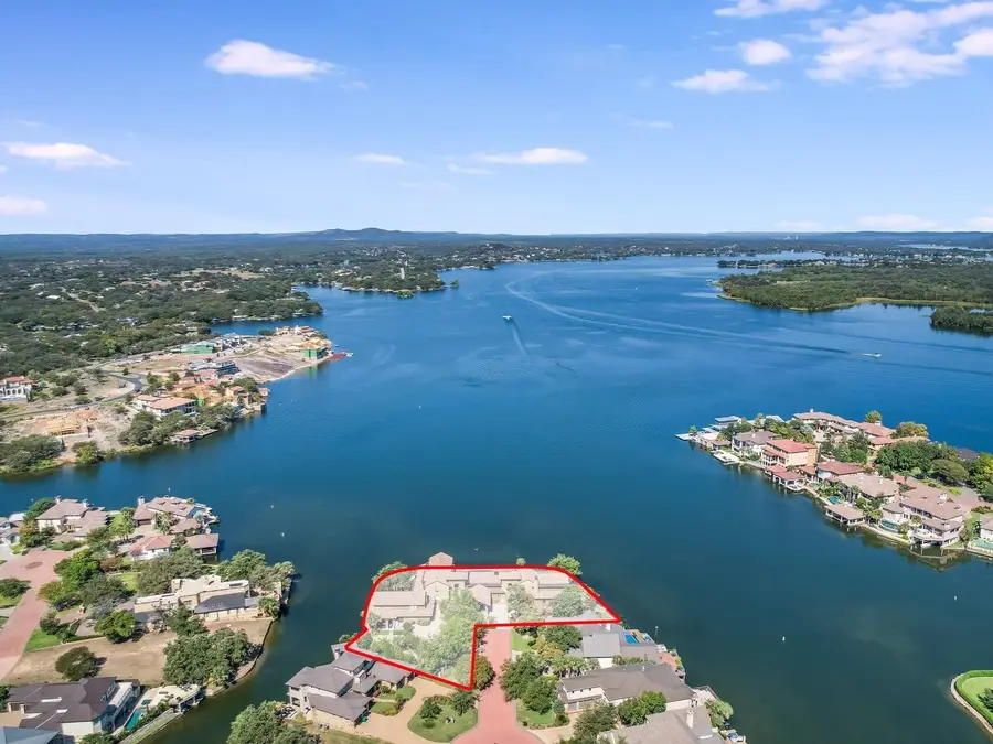 82 Applehead Island Dr., Horseshoe Bay, TX 78657 - #2