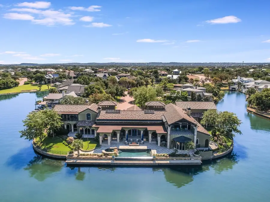 82 Applehead Island Dr., Horseshoe Bay, TX 78657 - #3
