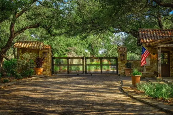 00 Mirador, Horseshoe Bay, TX 78657
