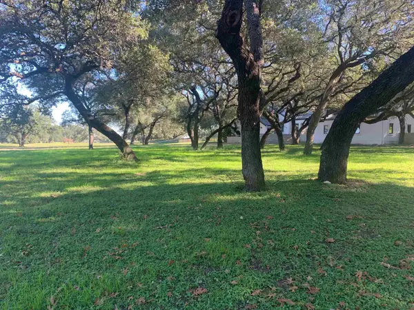 27029 Masters Pkwy, Spicewood, TX 78669-0000