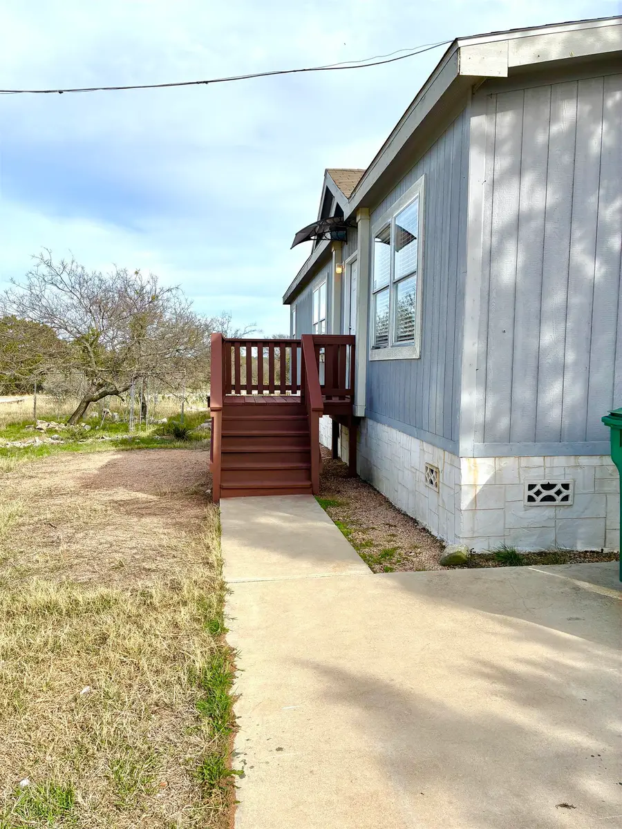 2203 25th Street, Horseshoe Bay, TX 78657-9999 - #2