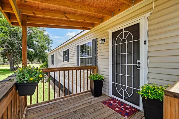 204 40th Street, Horseshoe Bay, TX 78657