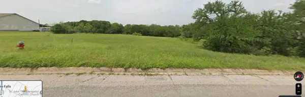 E Avenue, Marble Falls, TX 78654