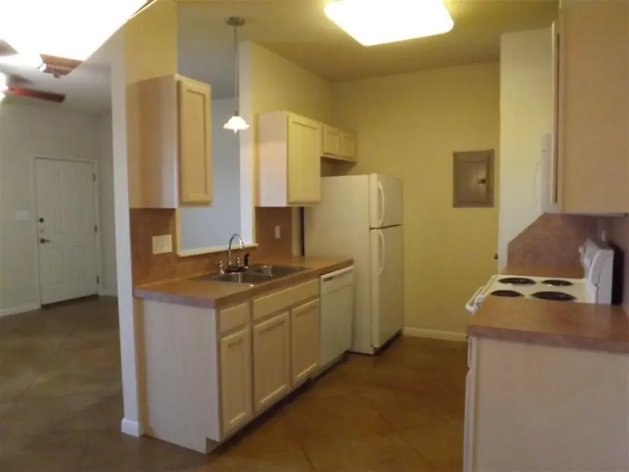 501 Avenue J # 203, Marble Falls, TX 78654 - #2