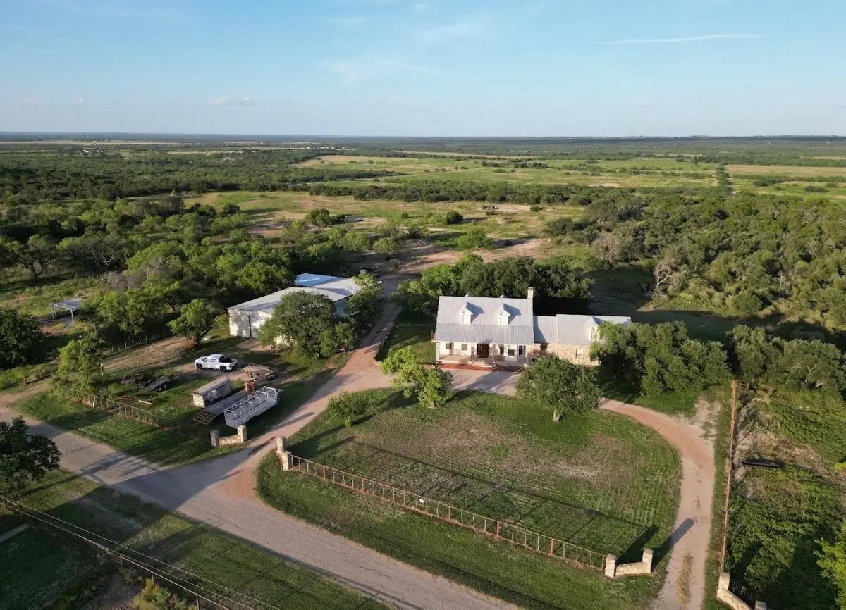 1810 10th St., Rochelle, TX 76872 - #1