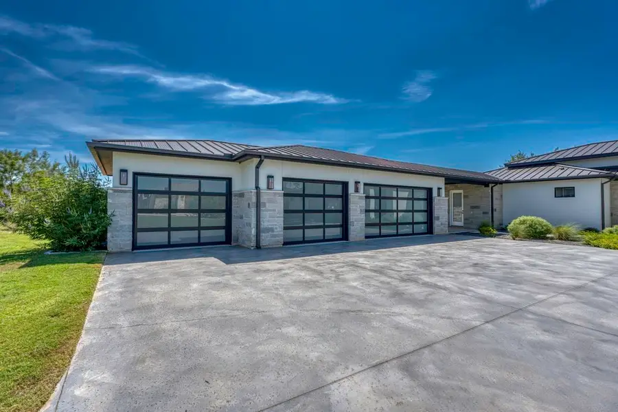 172 Westgate Loop, Horseshoe Bay, TX 78657 - #3