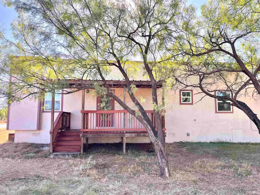 711 Dallas Street, Kingsland, TX 78639 - #2