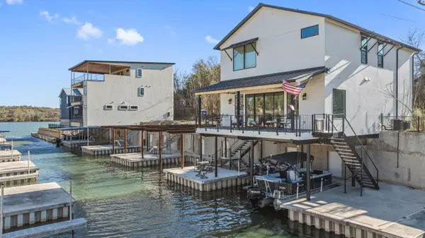 942 Euel Moore Drive, Kingsland, TX 78639