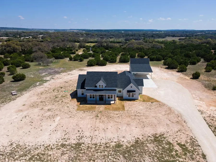 305 Willow Oak, Goldthwaite, TX 76844 - #3