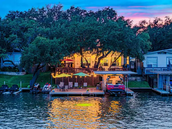 716 Sunrise Ave, Sunrise Beach, TX 78643