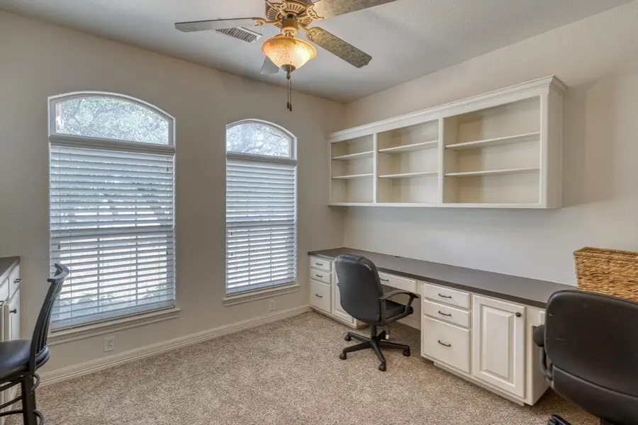 1050 Twisted Oak, Horseshoe Bay, TX 78657 - #3