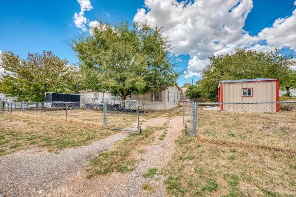 960 Navajo Dr, Burnet, TX 78611 - #1
