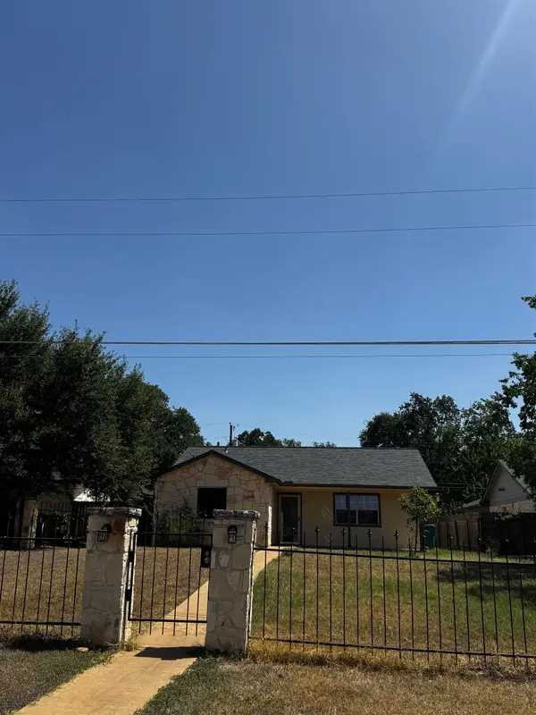 305 Ave R, Marble Falls, TX 78654-7634