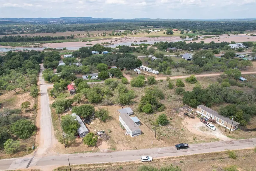 2546 Indian Trail, Kingsland, TX 78639 - #2