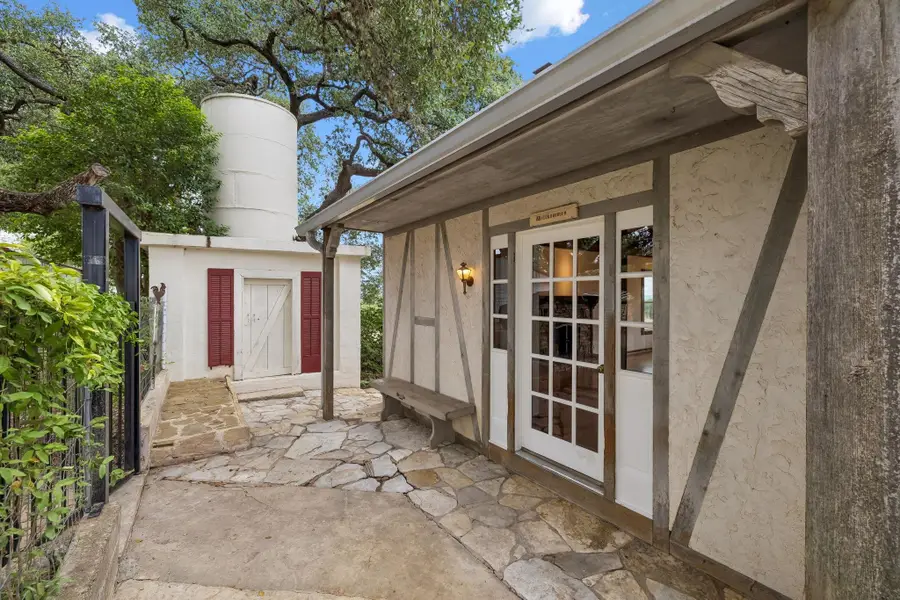 48 Holiday Road, Comfort, TX 78013 - #2