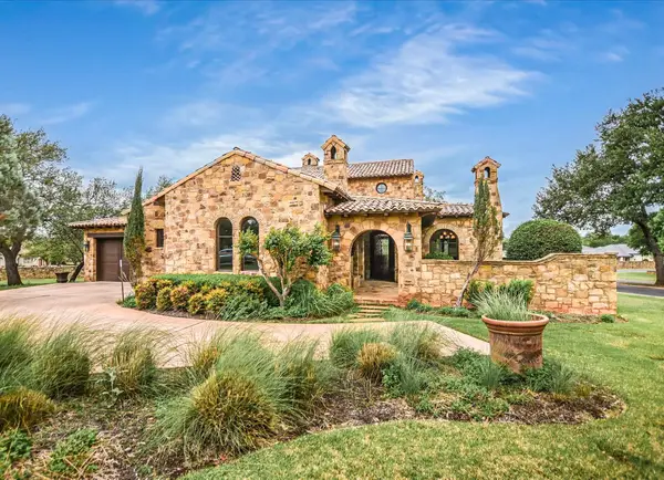 100 Milagro, Horseshoe Bay, TX 78657
