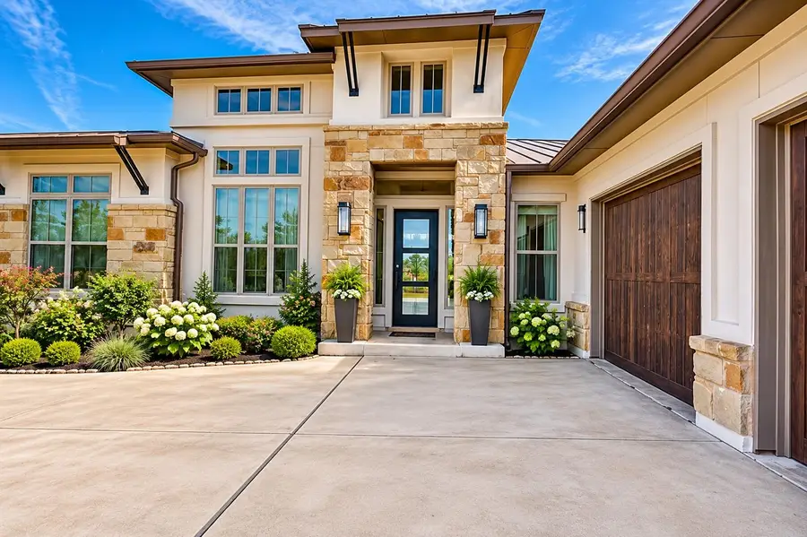 109 Pink Mimosa, Horseshoe Bay, TX 78657 - #2