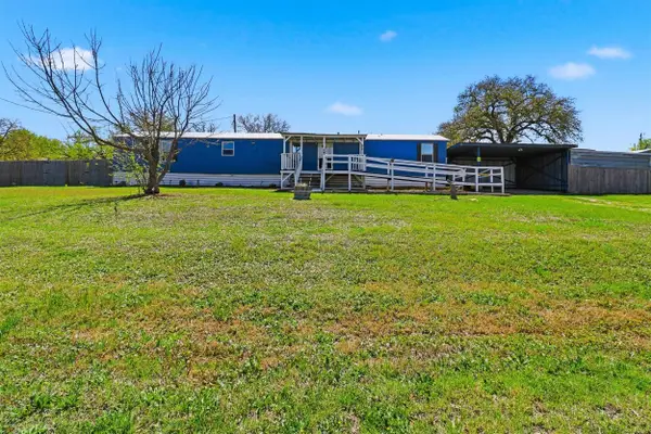 801 Anson Street, Kingsland, TX 78639
