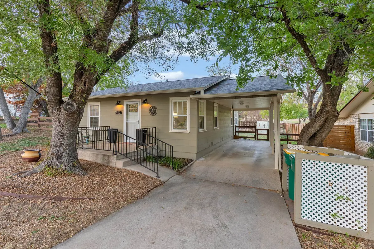 303 6th Street, Marble Falls, TX 78654-0000 - #1