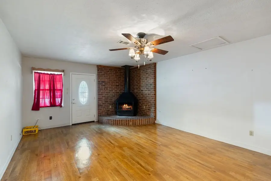 803 Hylane, Lufkin, TX 75904 - Image #3