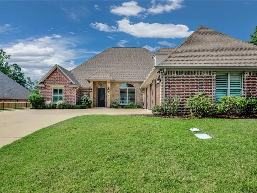 3401 Broadmoor Blvd, Nacogdoches, TX 75965 - Image #2