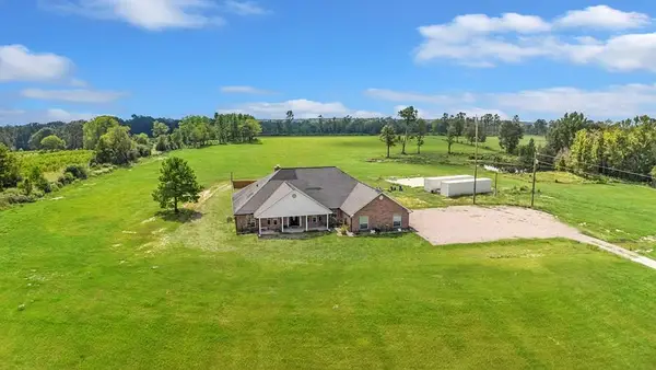11265 State Hwy 7 West, Center, TX 75935