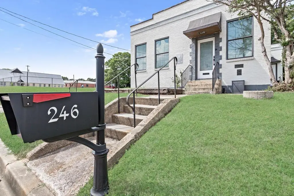 246 E Milam St, Jasper, TX 75951 - Image #1