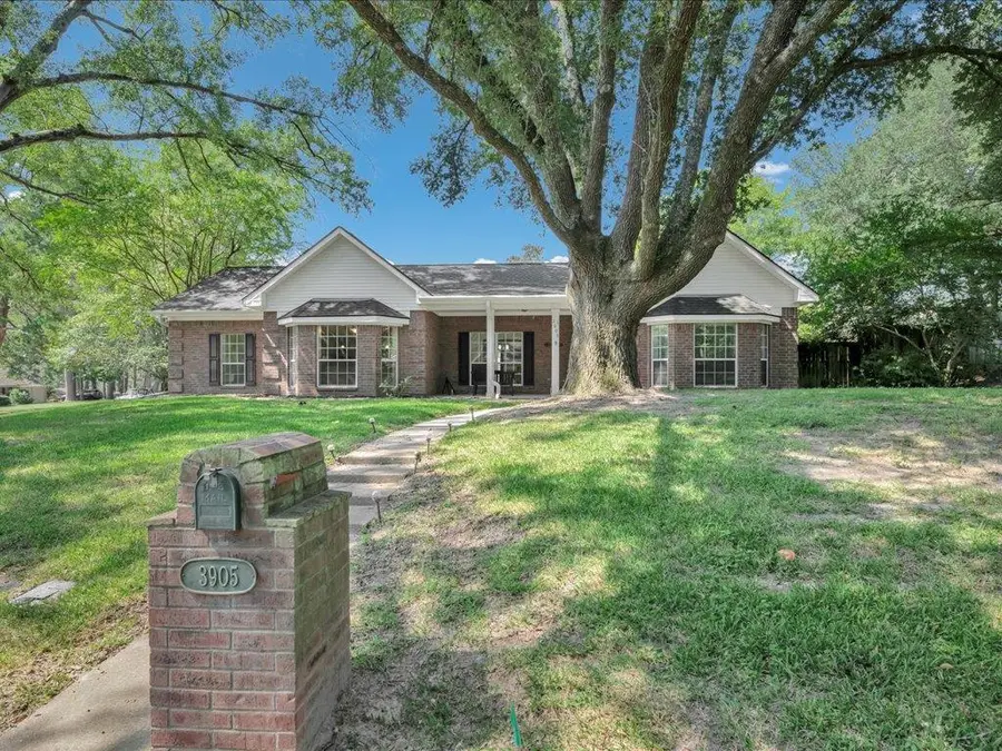 3905 Colonial Drive, Nacogdoches, TX 75965 - Image #2