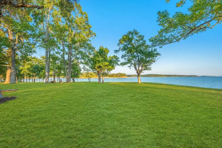 1638 County Road 4740, Broaddus, TX 75929 - Image #3