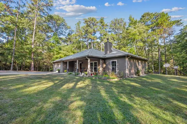 365 Trevino Drive, Brookeland, TX 75951