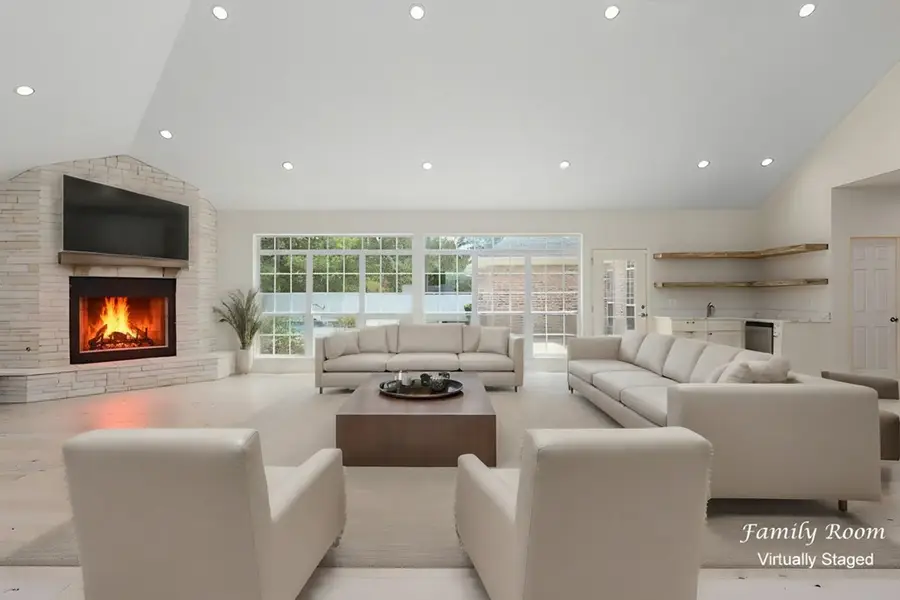 101 Southern Trace, Lufkin, TX 75901 - Image #2