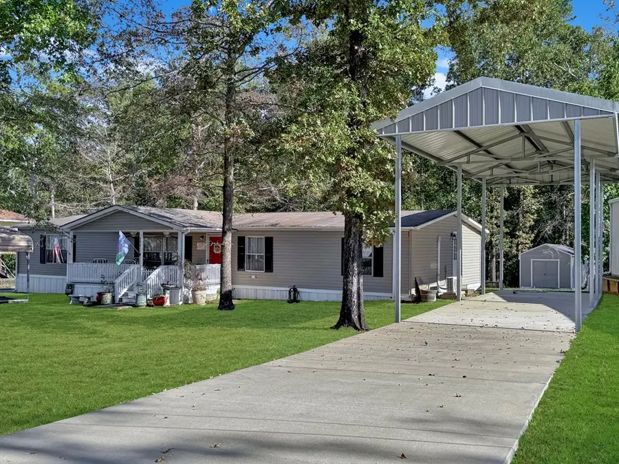 460 Pinemont Drive, Hemphill, TX 75948 - Image #2