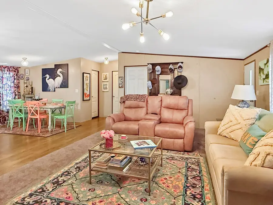 460 Pinemont Drive, Hemphill, TX 75948 - Image #3