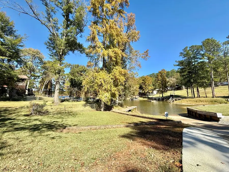 449 Eastwood Loop, Hemphill, TX 75948 - Image #3