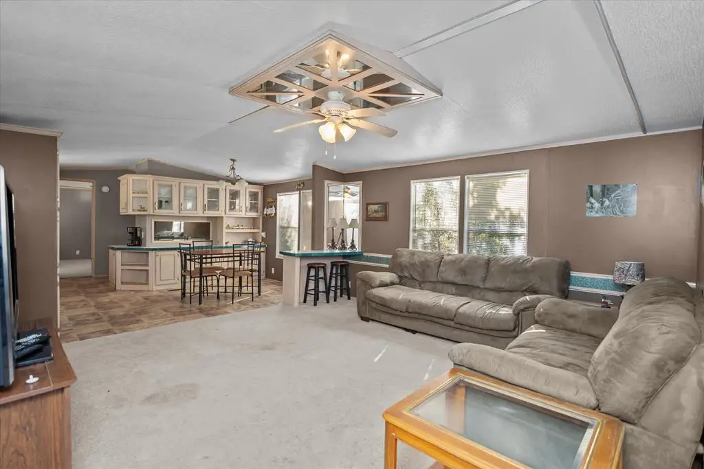 288 Cardinal Way, Brookeland, TX 75931 - Image #1