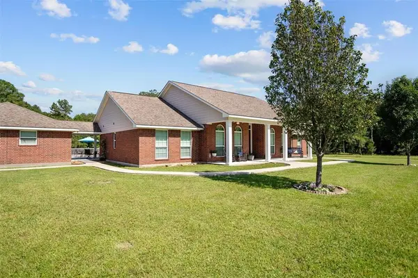 3210 Fm 3065, Colmesneil, TX 75938