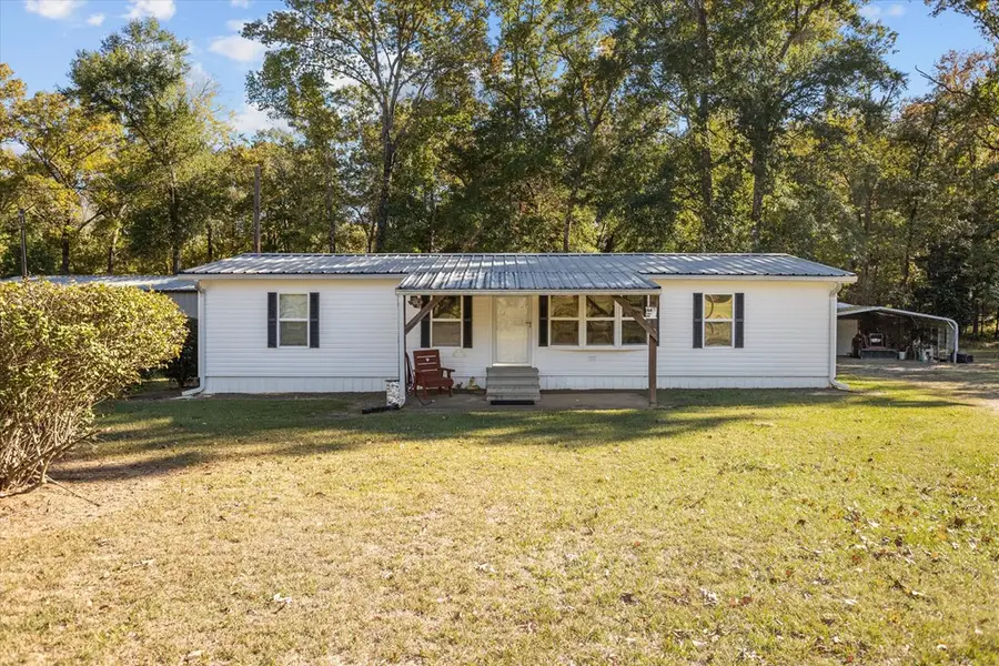 2330 Sabine Town Road, Hemphill, TX 75948 - Image #2