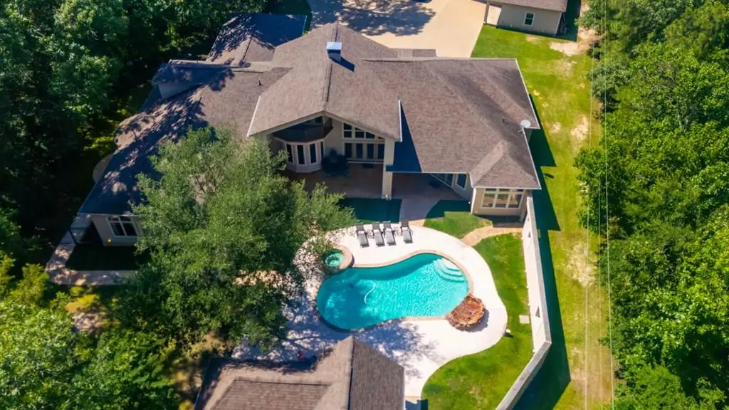 205 Twin Creek, Lufkin, TX 75904 - #1