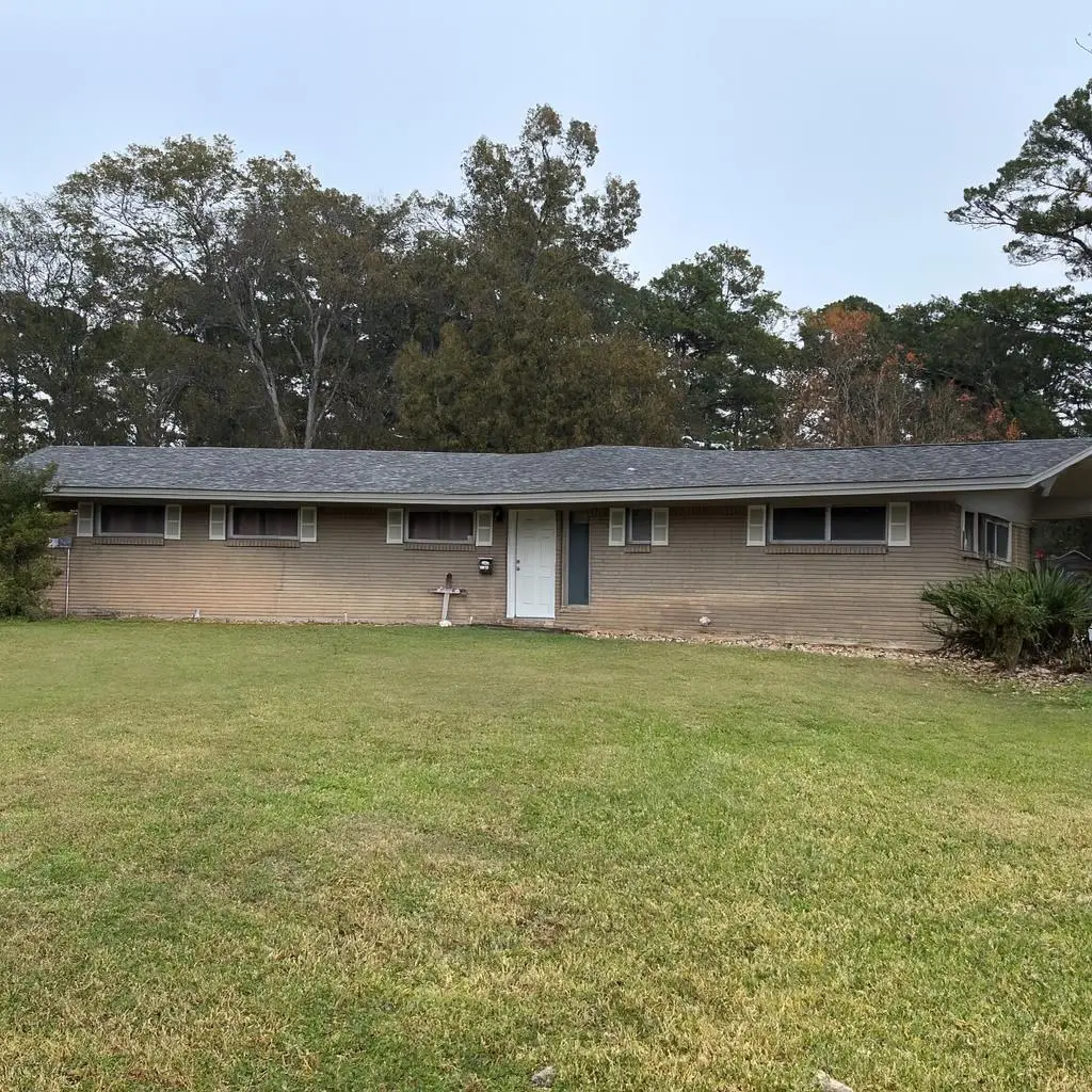 1207 Southwood Dr, Lufkin, TX 75904 - Image #1