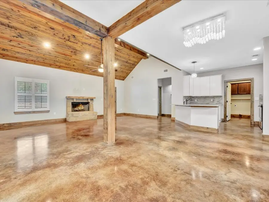 1212 Parkman Street, Lufkin, TX 75901 - Image #3