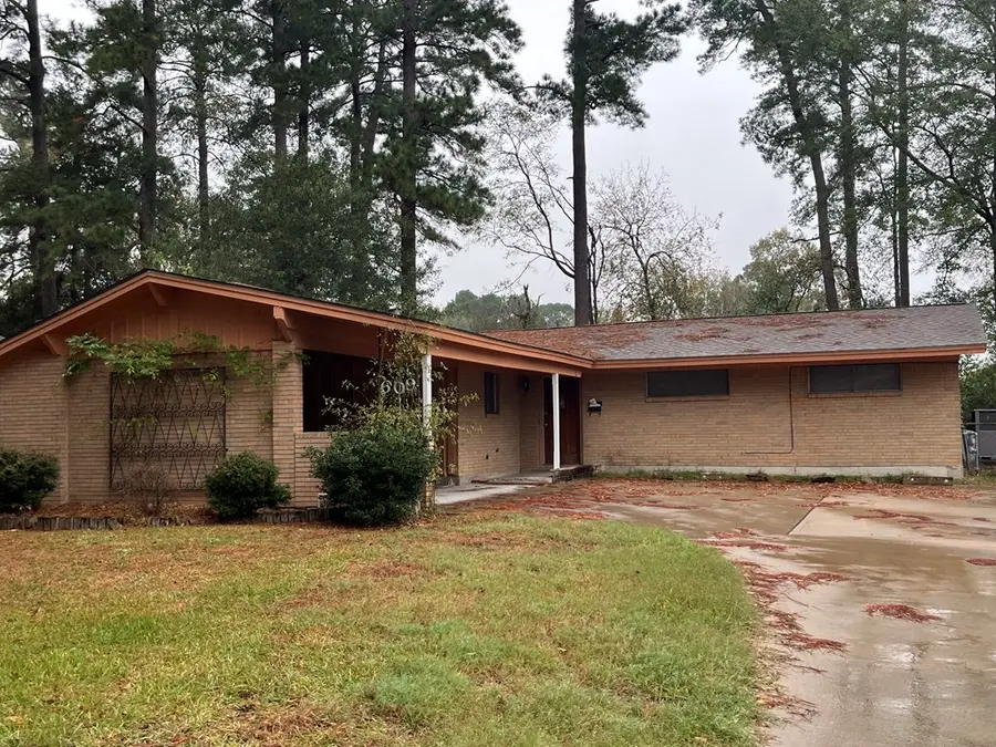609 Willow Bend Drive, Lufkin, TX 75904 - Image #2