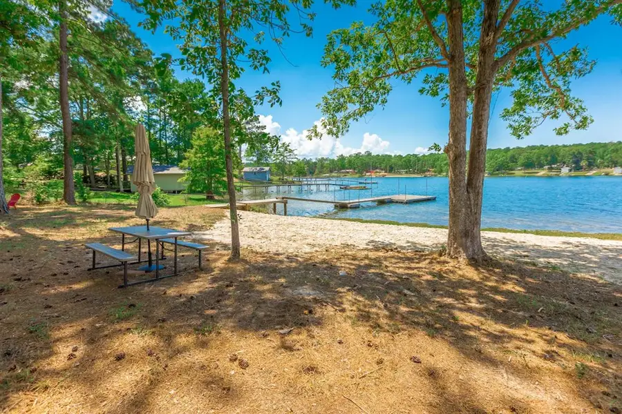 110 Fishers Point, Burkeville, TX 75932 - Image #2
