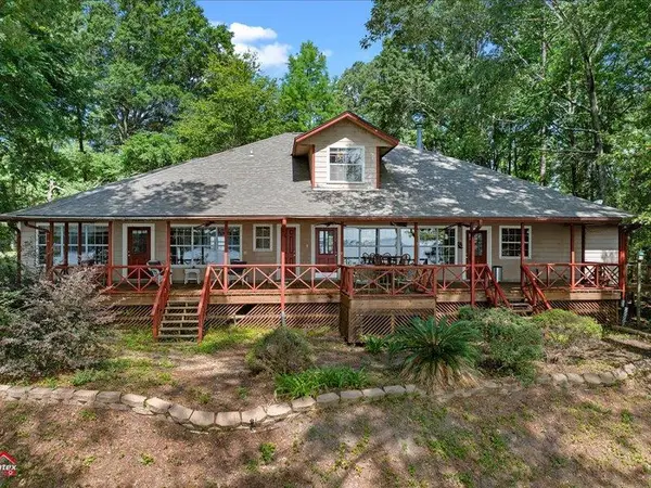 140 Eastwood Drive, Milam, TX 75959