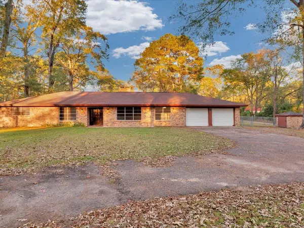 407 Earl Shofner Road, Huntington, TX 75949