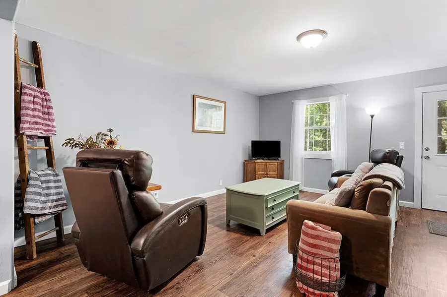 149 Drowsy Lane, Brookeland, TX 75931 - Image #3