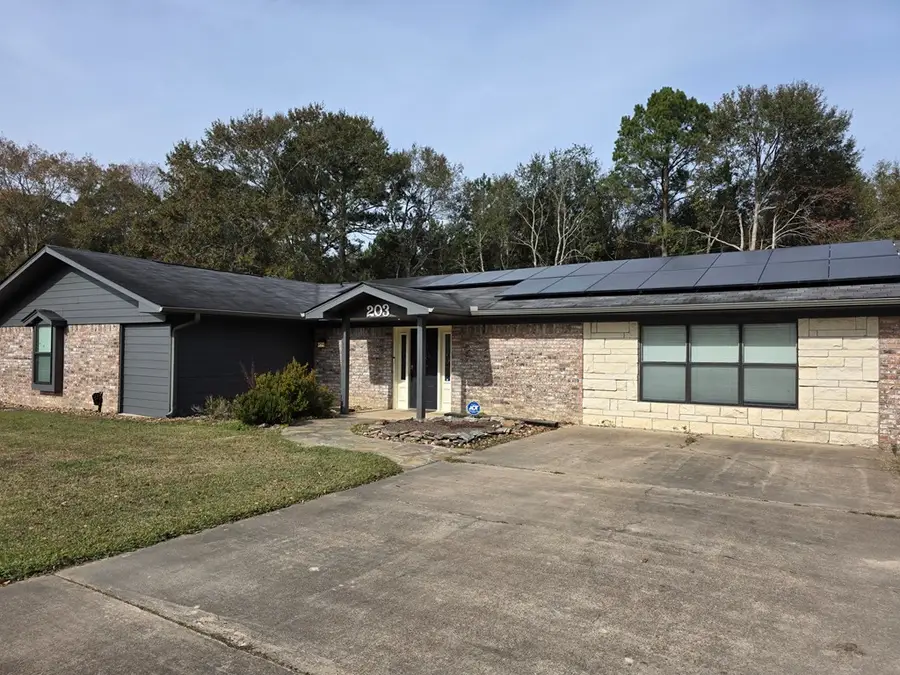 203 Easy Street, Silsbee, TX 77656 - Image #2