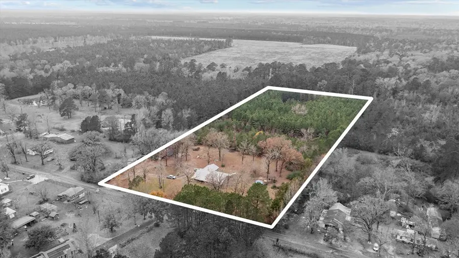 1642 Walker Road, Huntington, TX 75949 - Image #2